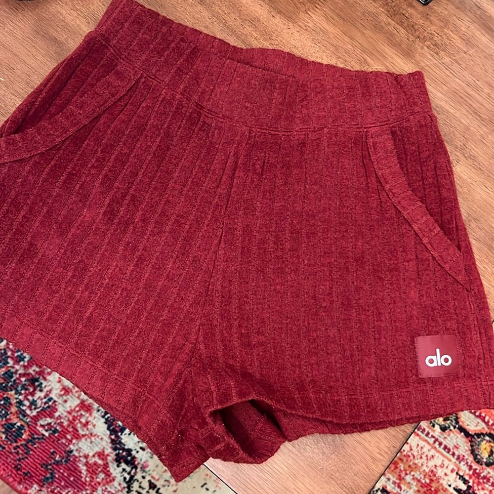 Alo Yoga, size M